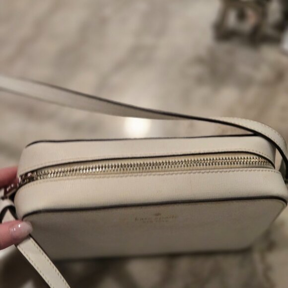 Kate Spade Bag - Picture 4 of 8